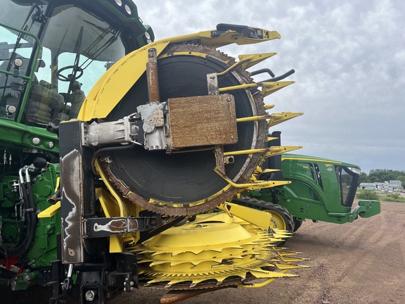 2022 John Deere 778 Header Forage