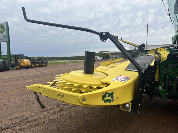 2022 John Deere 778 Header Forage