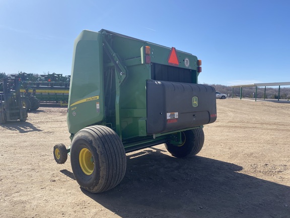 2021 John Deere 560M Baler/Round