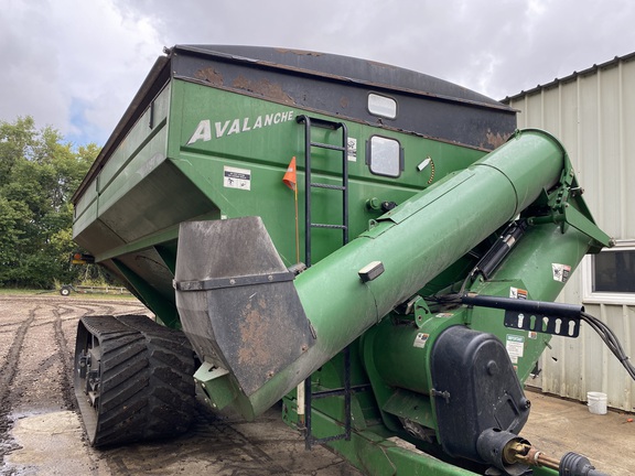 2008 Brent 1194 Grain Cart