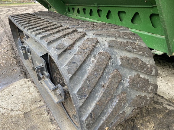 2008 Brent 1194 Grain Cart