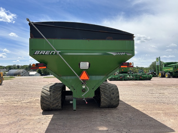 2008 Brent 1194 Grain Cart