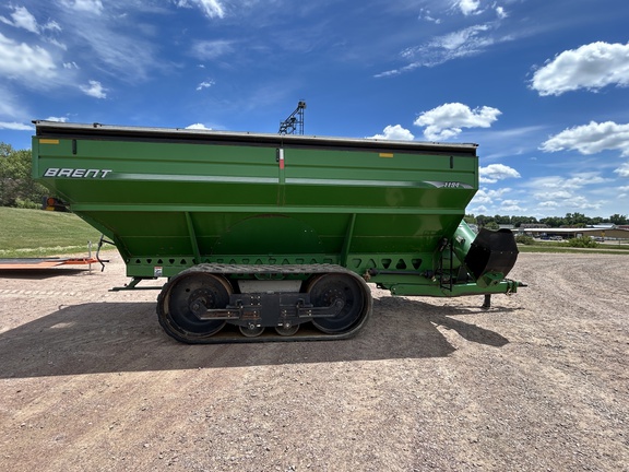 2008 Brent 1194 Grain Cart