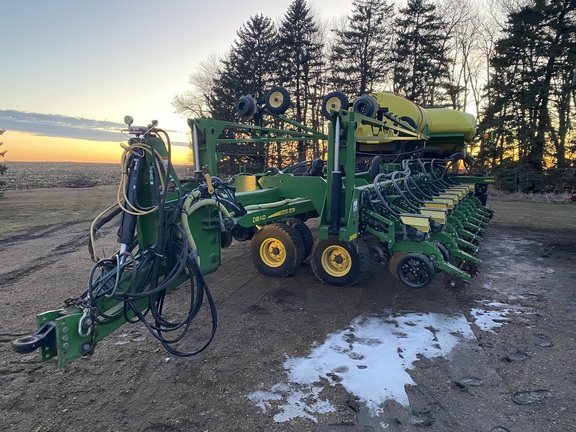 2015 John Deere DB60 Planter