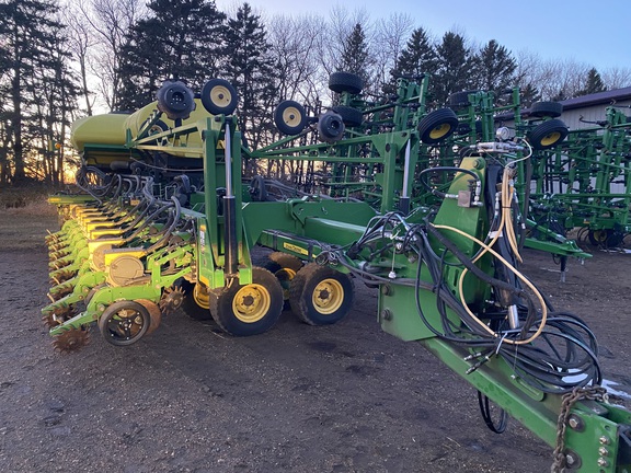 2015 John Deere DB60 Planter