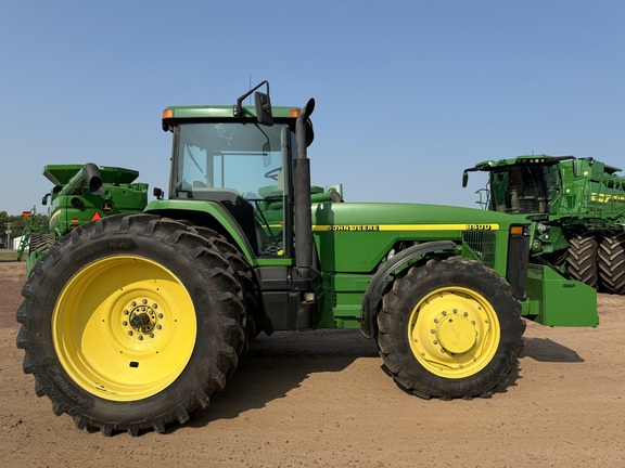 1997 John Deere 8400 Tractor