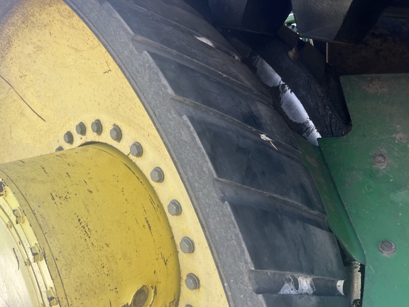 2004 John Deere 9620T Tractor Rubber Track