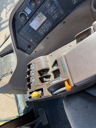 2004 John Deere 9620T Tractor Rubber Track