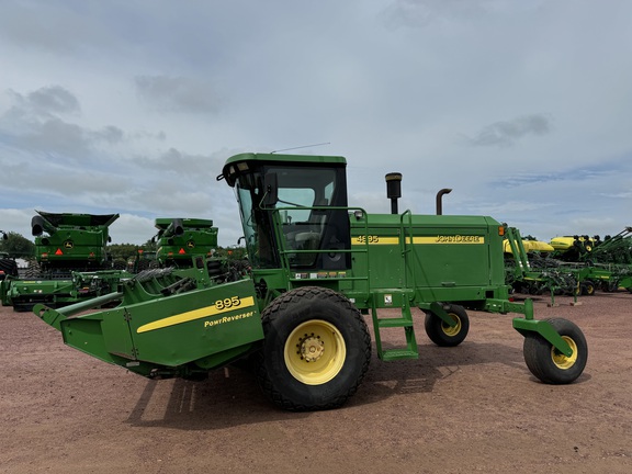 2004 John Deere 4895 Windrower