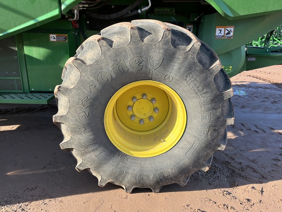 2020 John Deere S780 Combine