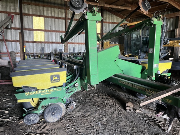 2000 John Deere 1770 Planter