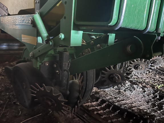 2000 John Deere 1770 Planter