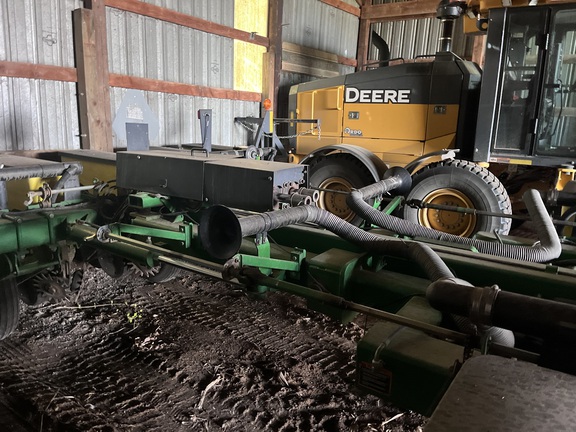 2000 John Deere 1770 Planter