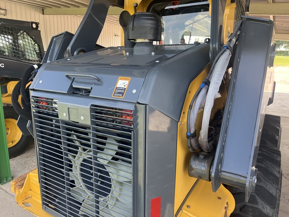 2020 John Deere 330G Skid Steer Loader