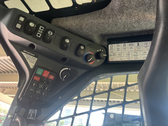 2020 John Deere 330G Skid Steer Loader