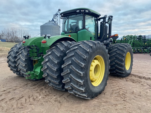 2014 John Deere 9510R Tractor 4WD