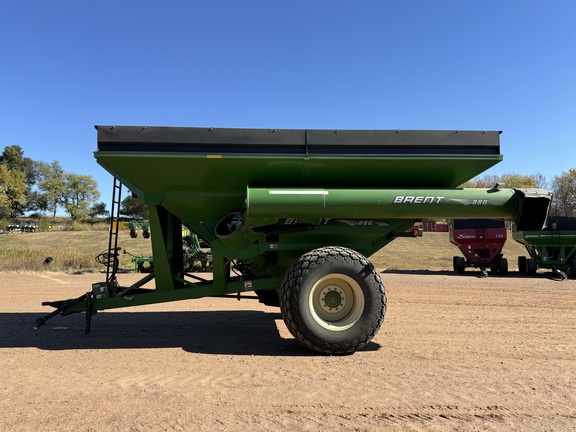 2007 Brent 880 Grain Cart