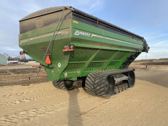 2023 Brent 1596 Grain Cart