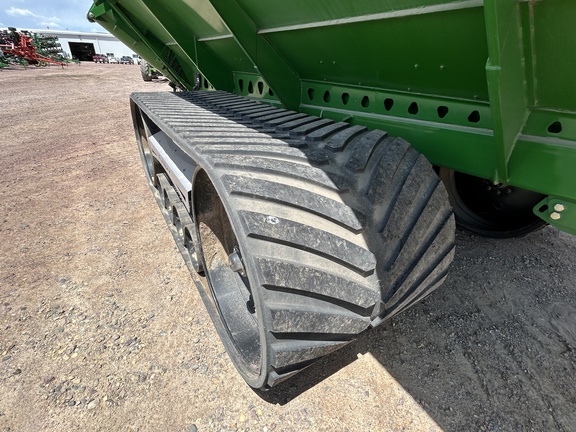 2023 Brent 1596 Grain Cart
