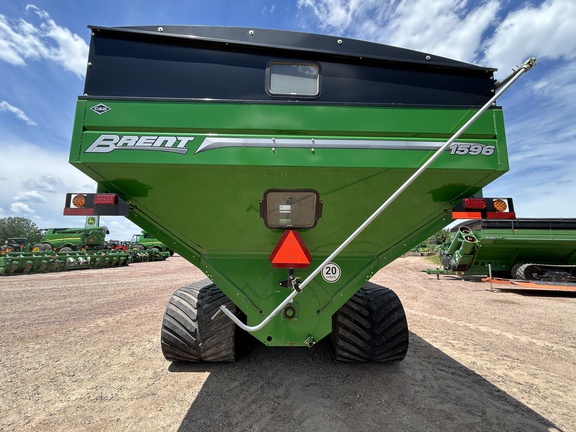 2023 Brent 1596 Grain Cart
