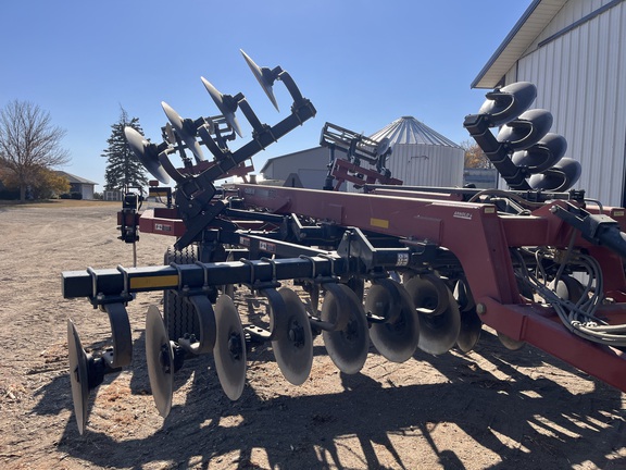 2012 Case IH 870 Disk Ripper