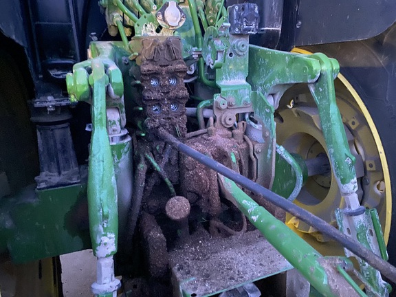 2023 John Deere 6R 195 Tractor