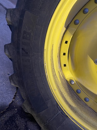 2023 John Deere 6R 195 Tractor