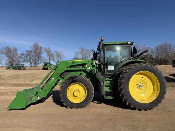 2023 John Deere 6R 195 Tractor