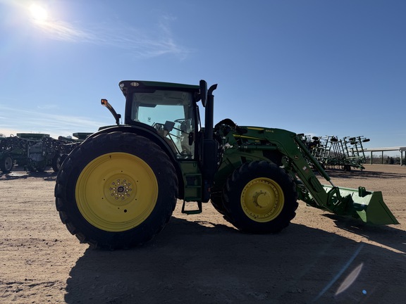 2023 John Deere 6R 195 Tractor