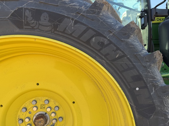 2023 John Deere 6R 195 Tractor