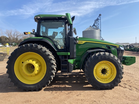2023 John Deere 8R 340 Tractor