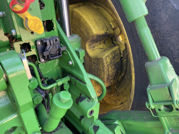 2023 John Deere 8R 340 Tractor