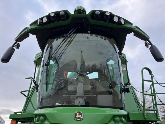 2024 John Deere S770 Combine