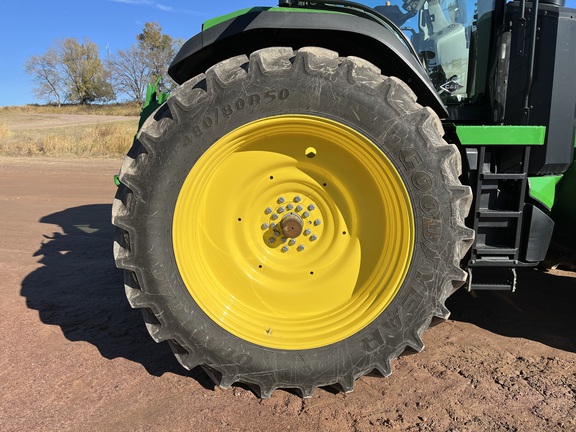 2023 John Deere 8R 310 Tractor