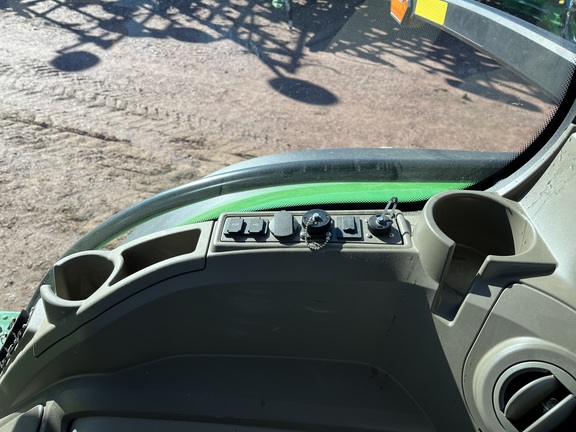 2023 John Deere 8R 310 Tractor