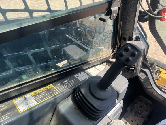 2024 John Deere 330G Skid Steer Loader