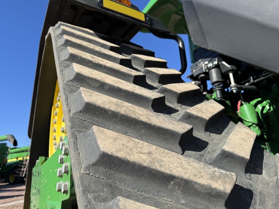 2022 John Deere 8RX 370 Tractor Rubber Track