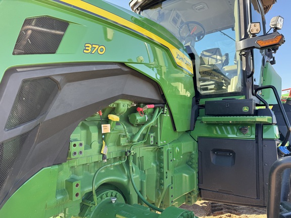 2022 John Deere 8RX 370 Tractor Rubber Track