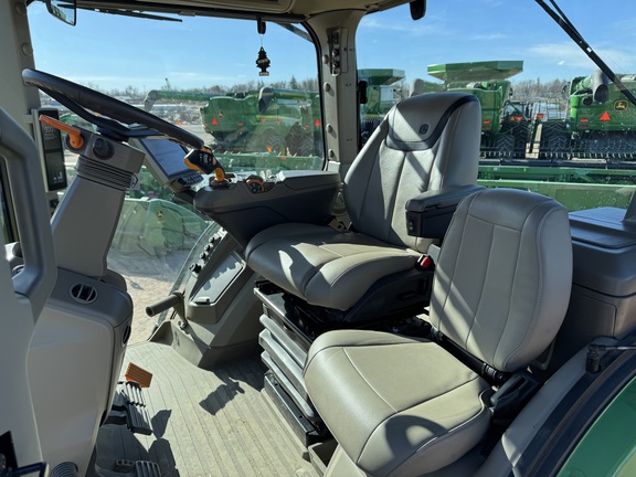 2022 John Deere 8RX 370 Tractor Rubber Track