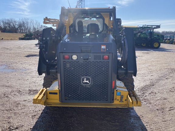 2022 John Deere 330G Skid Steer Loader