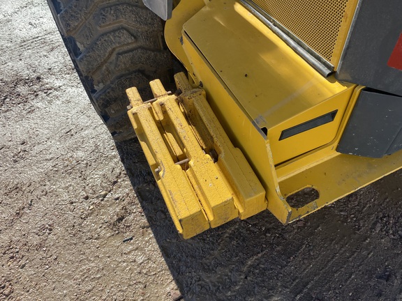 2022 John Deere 330G Skid Steer Loader