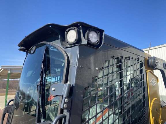 2022 John Deere 330G Skid Steer Loader