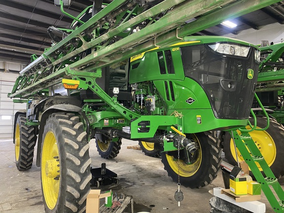 2024 John Deere 410R Sprayer/High Clearance