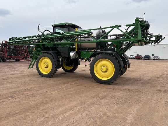 2024 John Deere 410R Sprayer/High Clearance