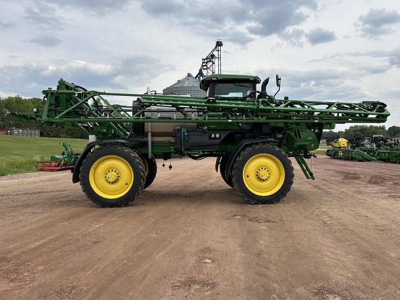 2024 John Deere 410R Sprayer/High Clearance