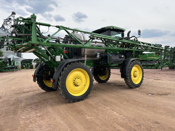 2024 John Deere 410R Sprayer/High Clearance