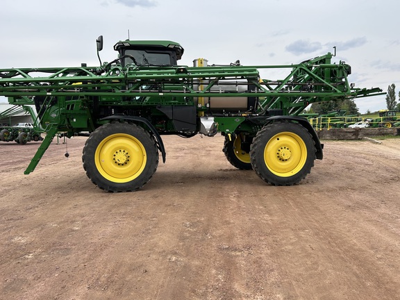 2024 John Deere 410R Sprayer/High Clearance