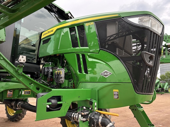 2024 John Deere 410R Sprayer/High Clearance