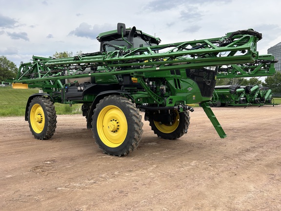 2024 John Deere 410R Sprayer/High Clearance