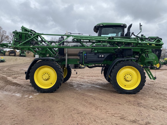 2024 John Deere 410R Sprayer/High Clearance